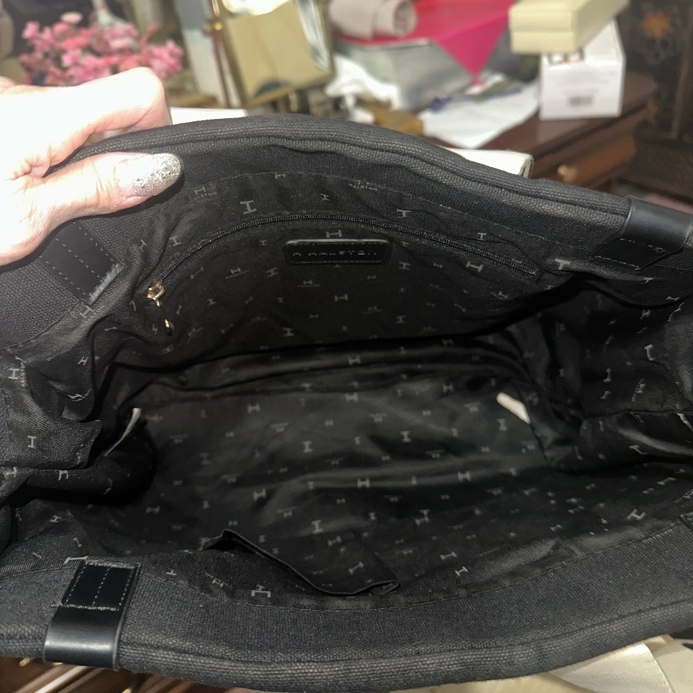 Halston Heritage Black and Cream tote - Picture 8 of 11